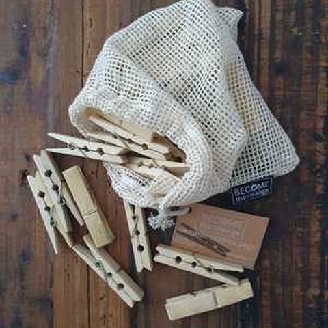 BAMBOO CLOTHES PEGS 20PC W/ BAG