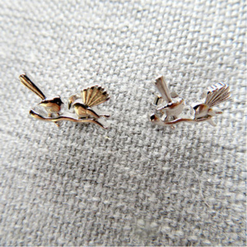 EARRINGS FANTAILS STUDS SS