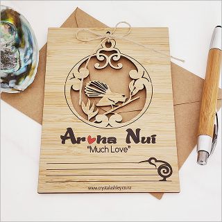 BAMBOO POSTCARD AROHA NUI FANTAIL