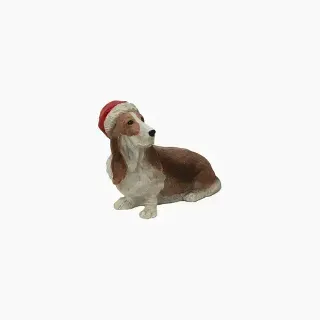 HOUND W SANTA HAT