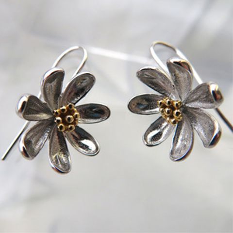 NZ CLEMATIS DROP EARRING STG